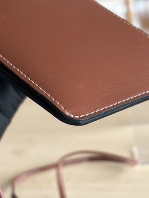 Pochette pour téléphone Celine — vue 7 | Le comptoir vintage