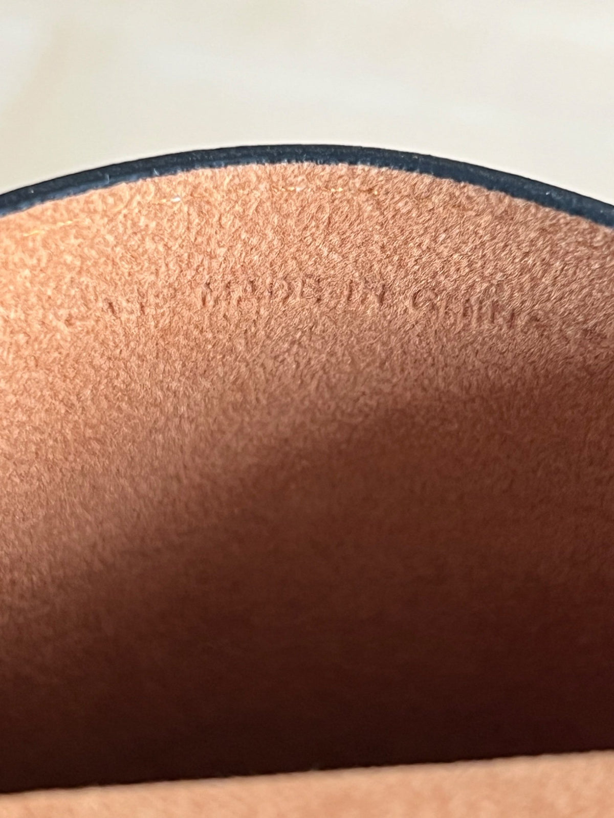 Pochette pour téléphone Celine — vue 8 | Le comptoir vintage
