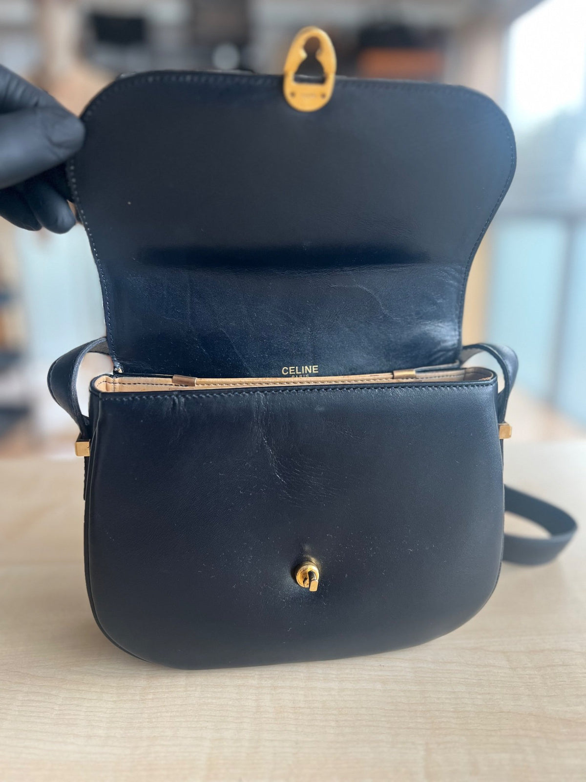 Sac bandoulière besace Céline — vue 3 | Le comptoir vintage