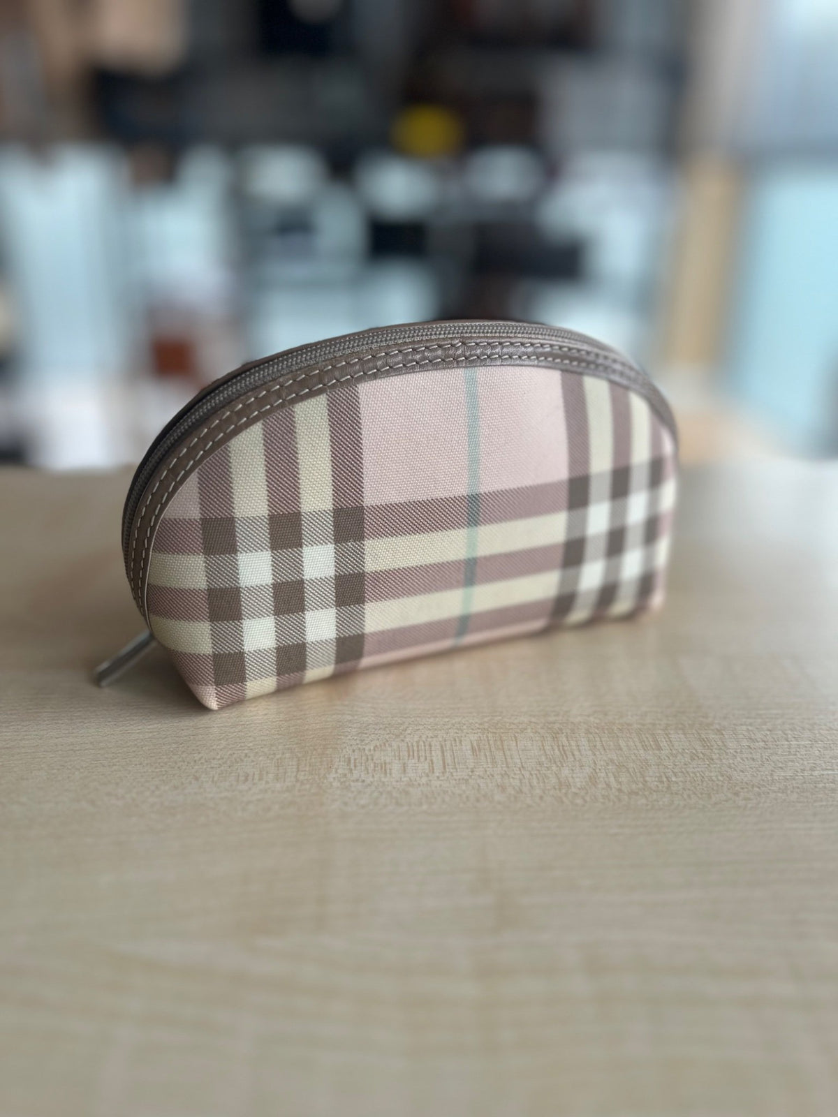 Trousse Burberry authentifiée — Le comptoir vintage