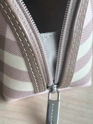 Trousse Burberry — vue 11 | Le comptoir vintage