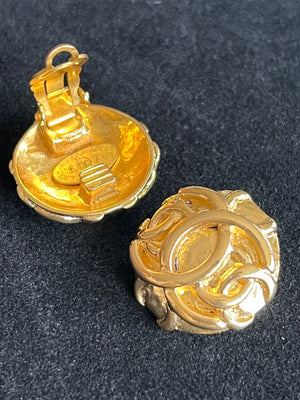 Boucles d'oreilles Chanel — vue 4 | Le comptoir vintage