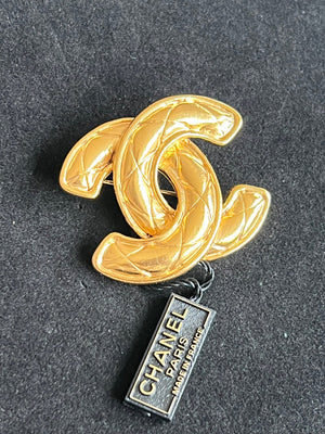 Broche Chanel — vue 2 | Le comptoir vintage