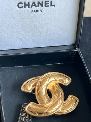Broche Chanel — vue 6 | Le comptoir vintage