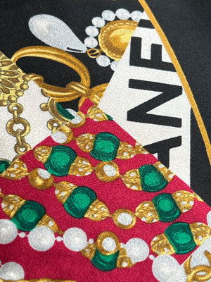 Carré Chanel — vue 4 | Le comptoir vintage