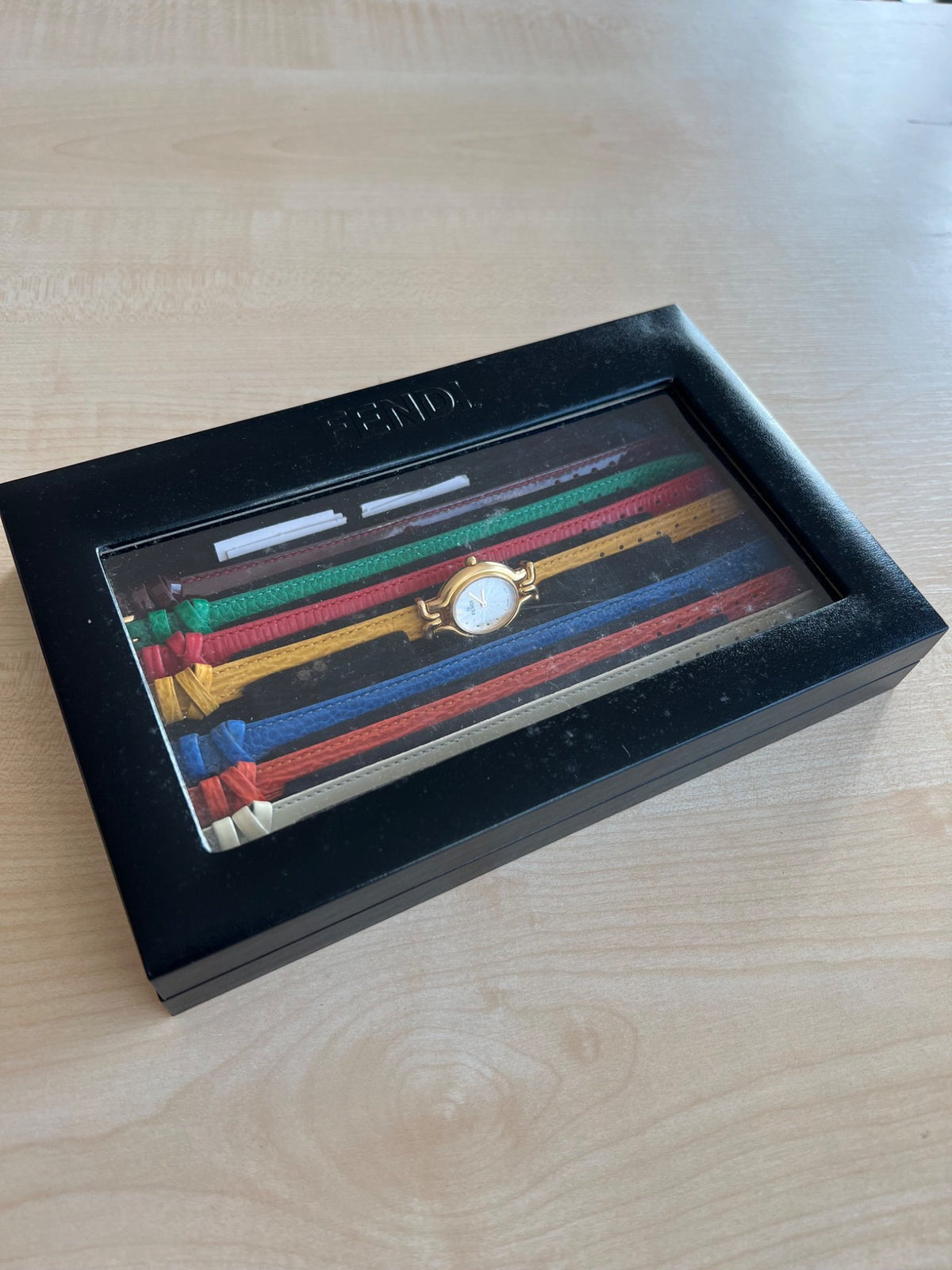 Montre Fendi 640L — vue 9 | Le comptoir vintage
