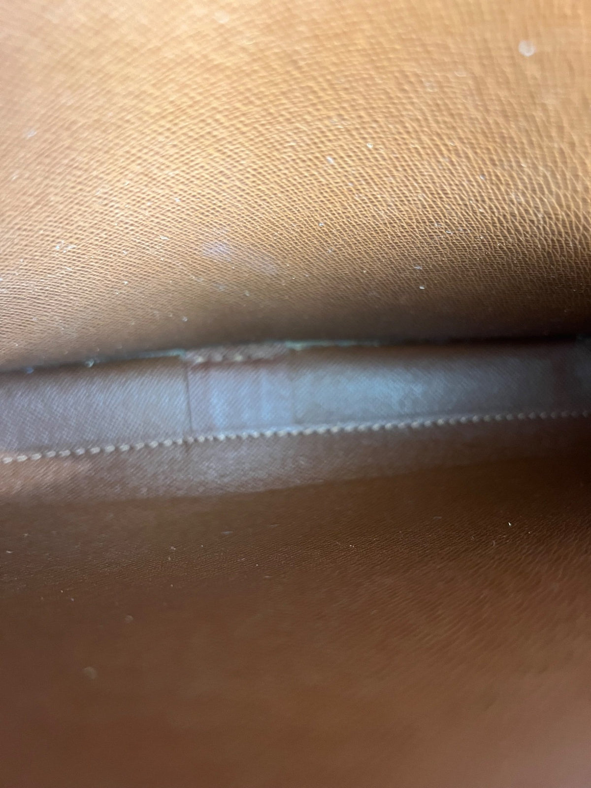Sac Louis Vuitton Cartouchière GM — vue 9 | Le comptoir vintage