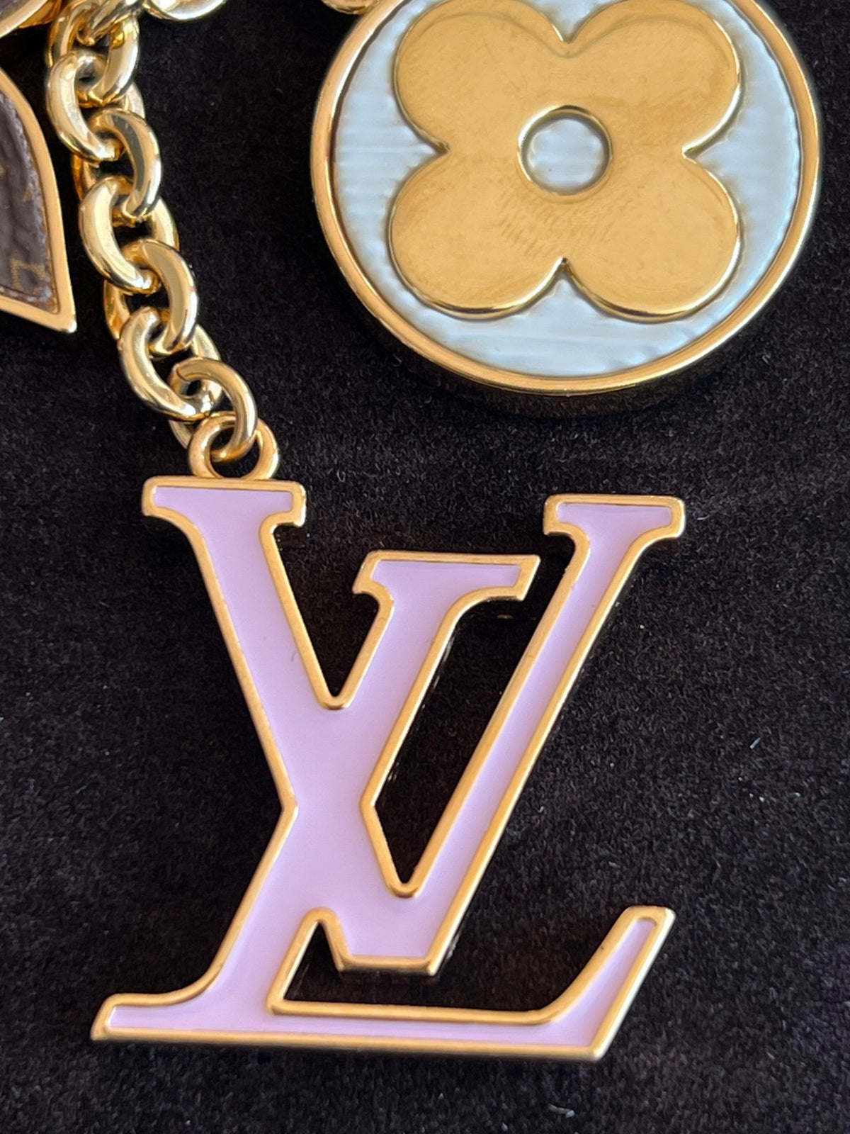 Porte-clés Louis Vuitton Spring Street — vue 5 | Le comptoir vintage