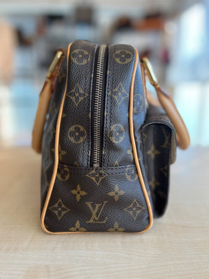 Sac Louis Vuitton Manhattan PM — vue 3 | Le comptoir vintage