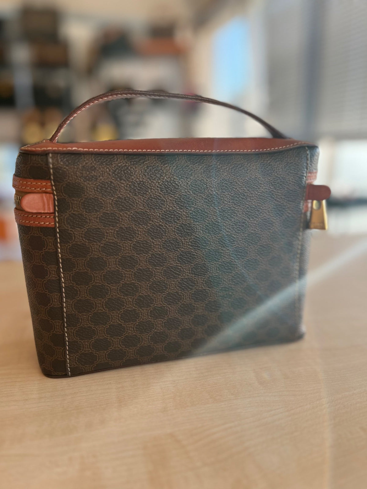 Sac vanity Céline — vue 3 | Le comptoir vintage