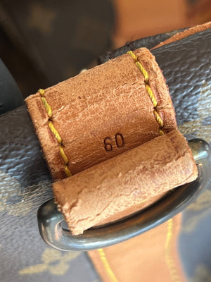 Sac de voyage Louis Vuitton Keepall Bandoulière 60 — vue 10 | Le comptoir vintage