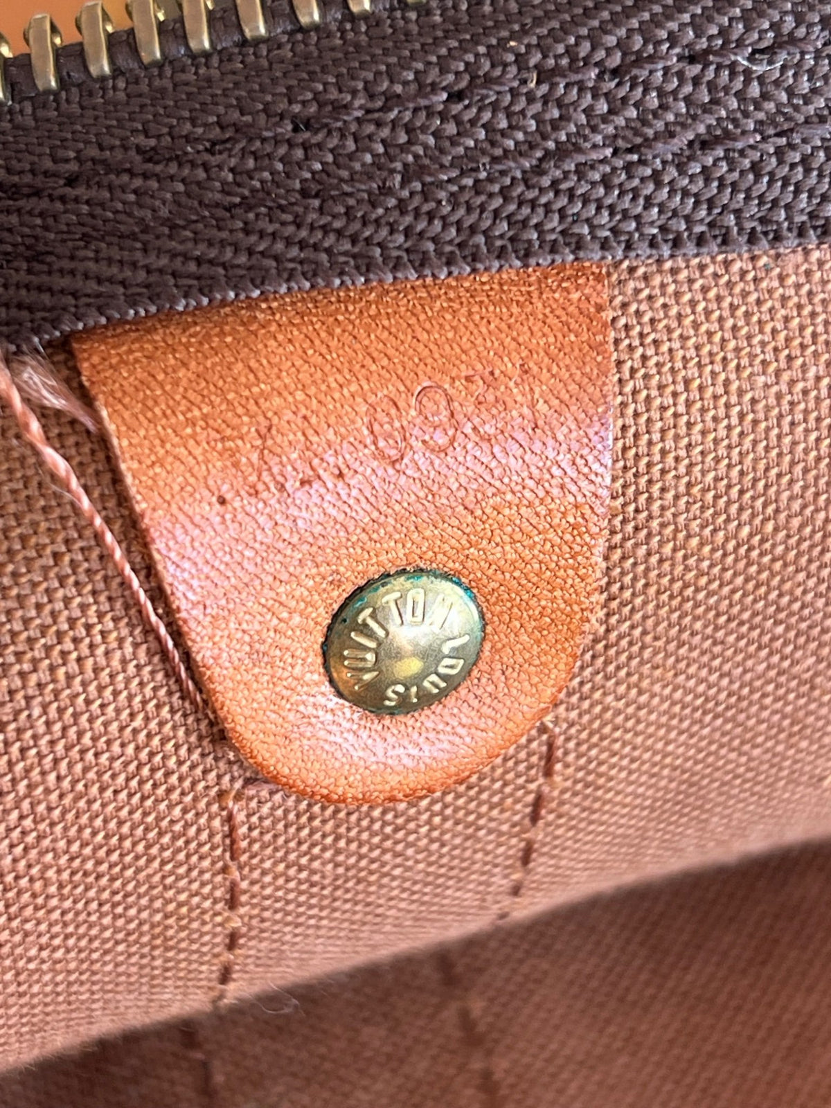 Sac de voyage Louis Vuitton Keepall Bandoulière 60 — vue 13 | Le comptoir vintage