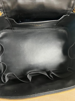 Sac Chanel Vanity cuir caviar 23x13x14 cm — vue 12 | Le comptoir vintage