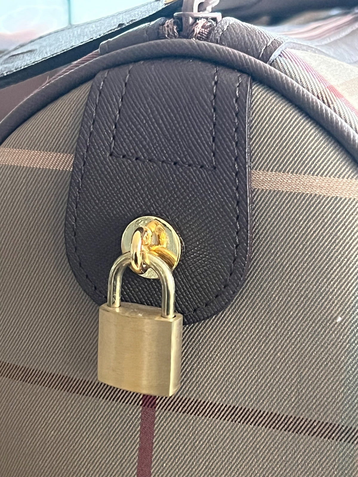 Sac Boston Burberrys — vue 9 | Le comptoir vintage