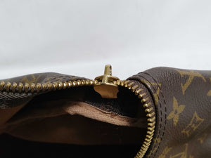 Sac Louis Vuitton Keepall Bandoulière 55 — vue 6 | Le comptoir vintage