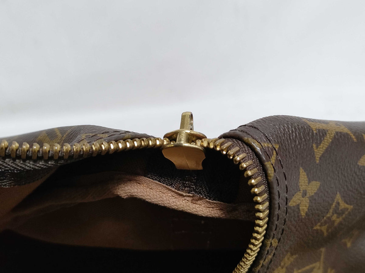 Sac Louis Vuitton Keepall Bandoulière 55 — vue 6 | Le comptoir vintage