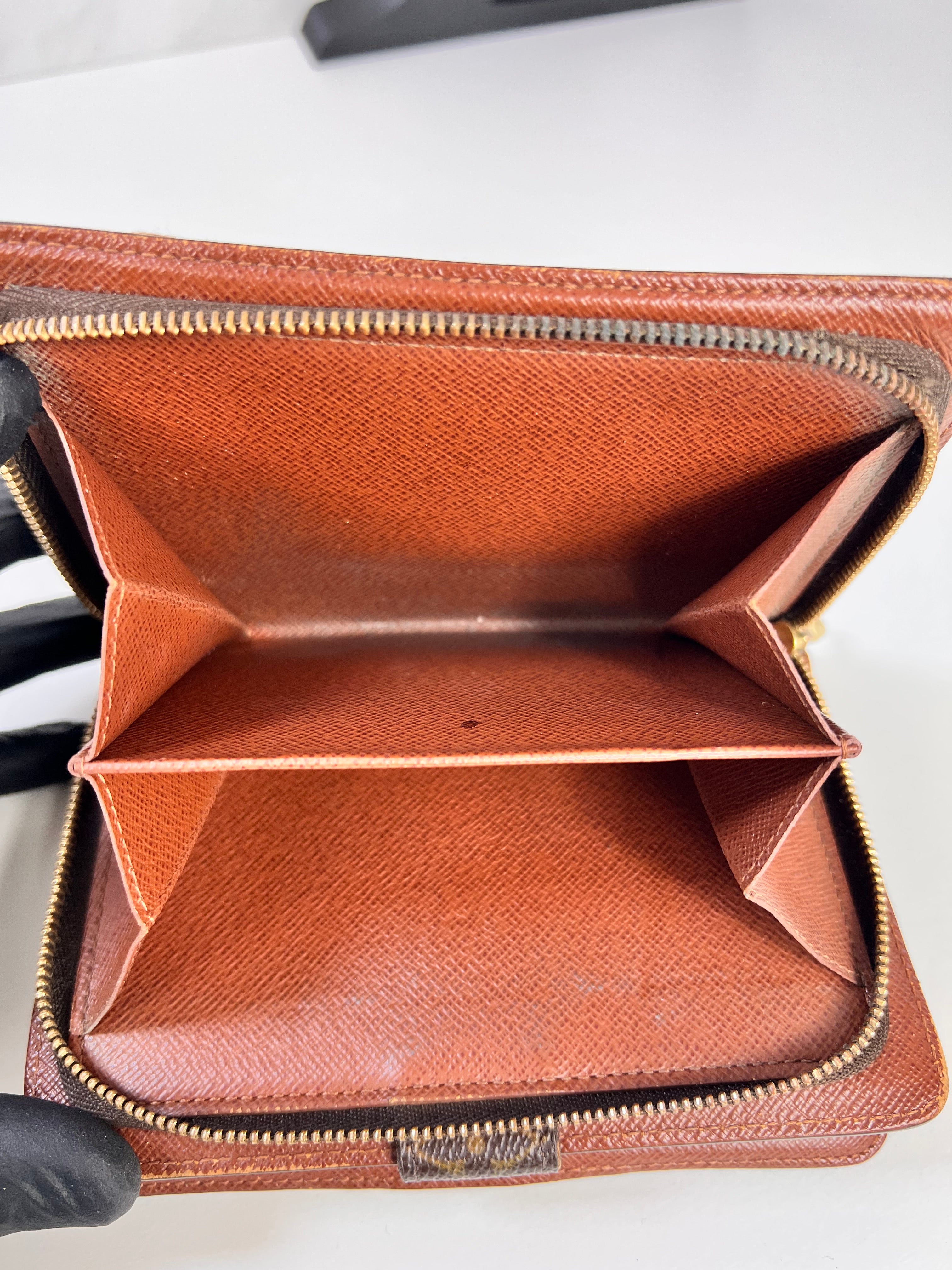 Portefeuille Louis Vuitton Zippy -  Le Comptoir Vintage