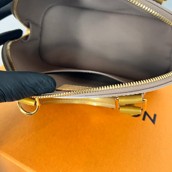 Sac Louis Vuitton Alma BB