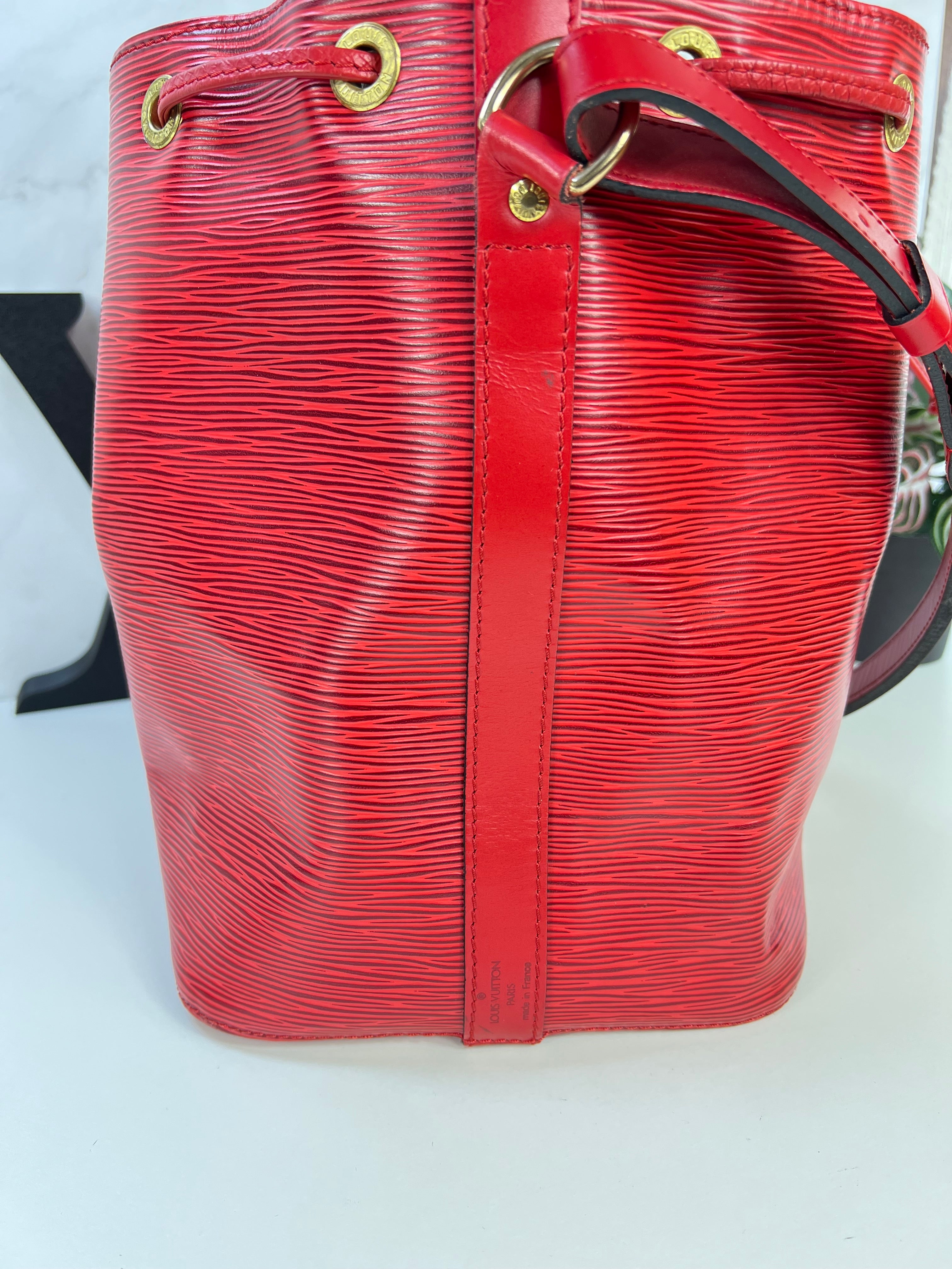 Sac Louis Vuitton Noé Épi -  Le Comptoir Vintage