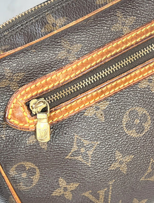 Pochette Louis Vuitton Marly -  Le Comptoir Vintage