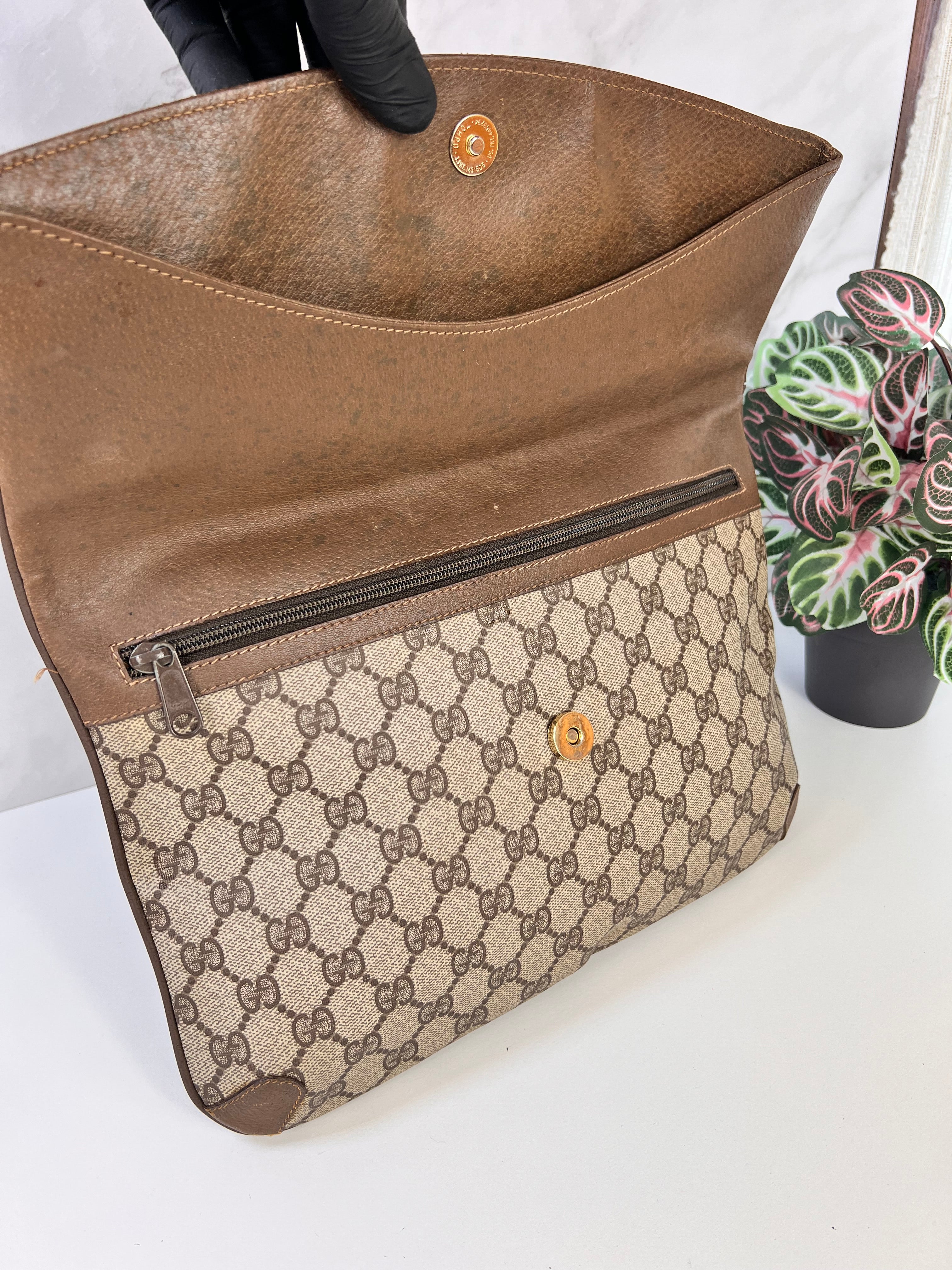 Pochette Gucci GG vintage -  Le Comptoir Vintage