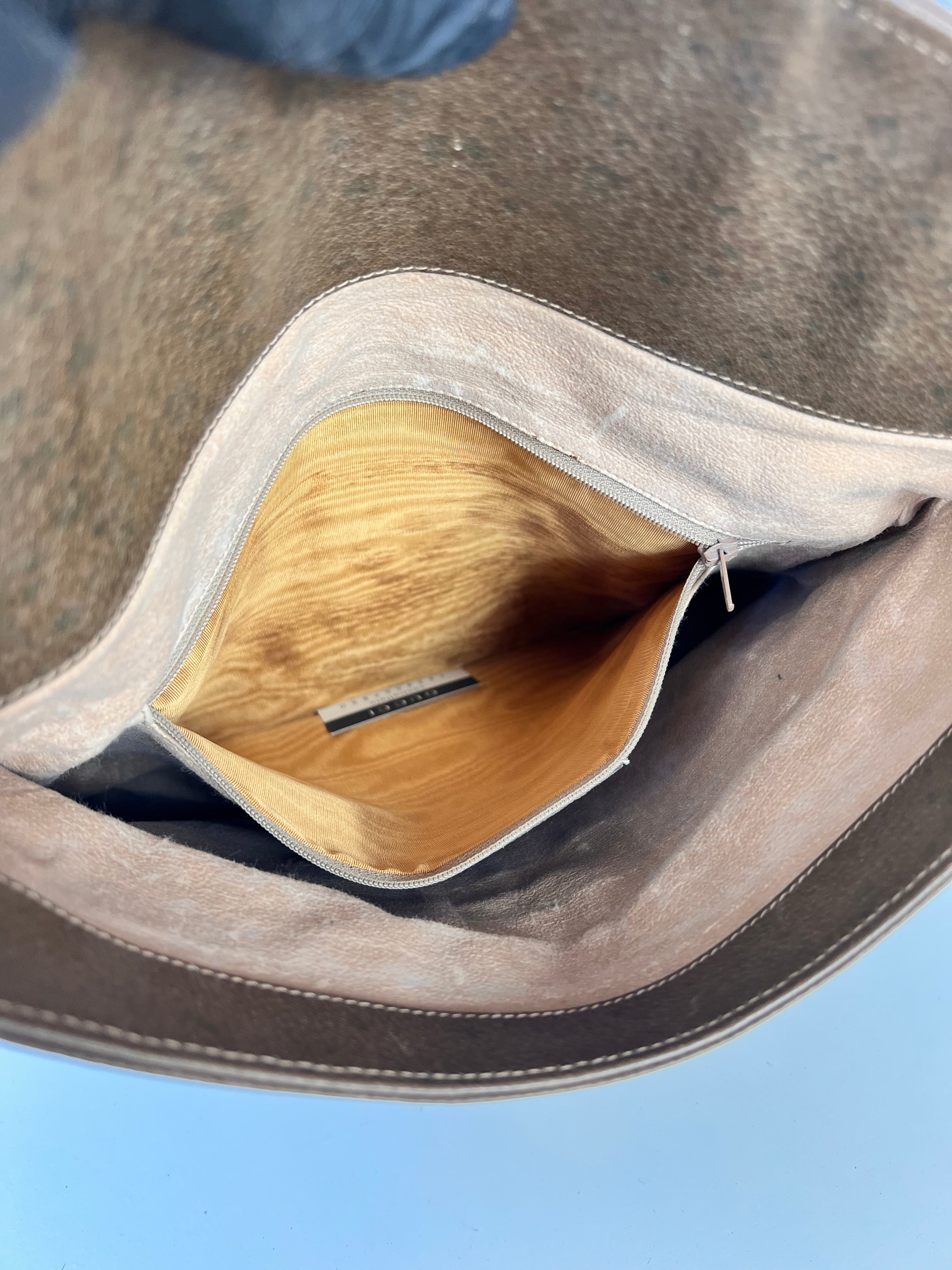 Pochette Gucci GG vintage -  Le Comptoir Vintage